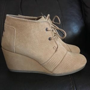 Toms Desert Suede Wedge Booties